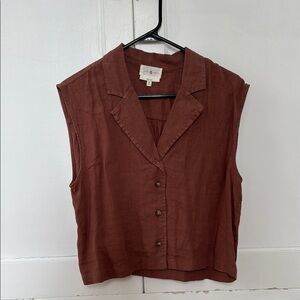 Lou & Grey Brown Sleeveless Button Down Shirt